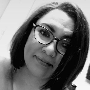 Meet your Posher, Mia